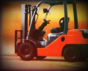 Toyota1 300x243 JUAL FORKLIFT BEKAS